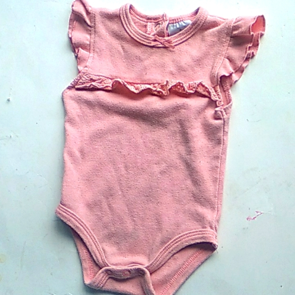Laura Ashley baby onesie 6-9 mos